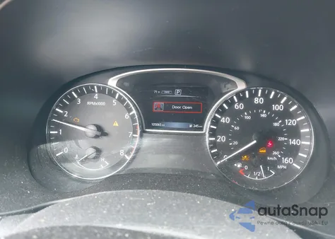 2018 Nissan Pathfinder S z USA, uszkodzony, nr VIN 5N1DR2MMXJC664298